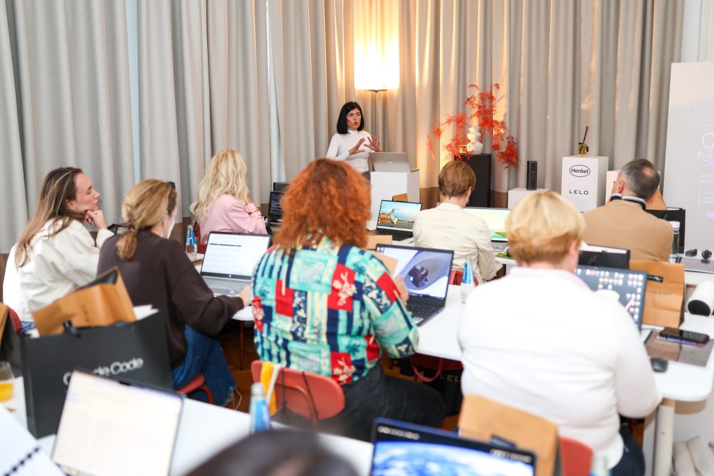 Participants of Claude Code Saturday following Patricija Topić in Hub7 Studio